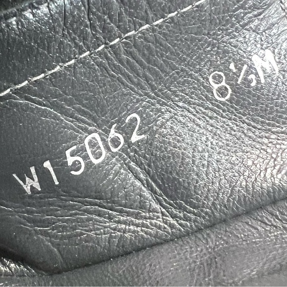 Stuart Weitzman Black Leather Quilted Biker Motorcycle Booties Women’s 8.5 - Picture 14 of 16